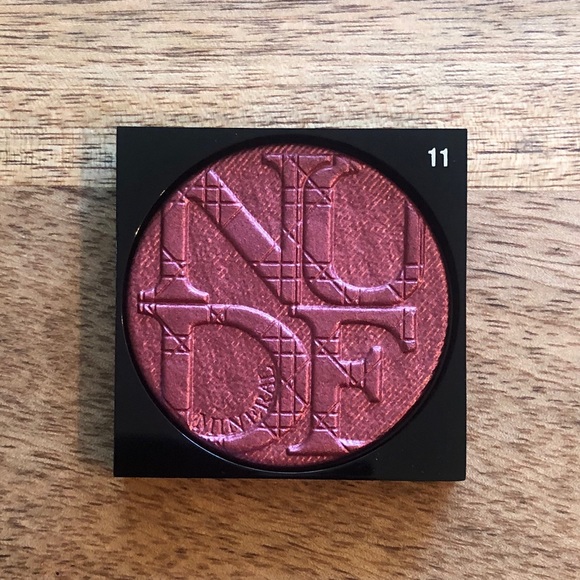 dior plum pop blush